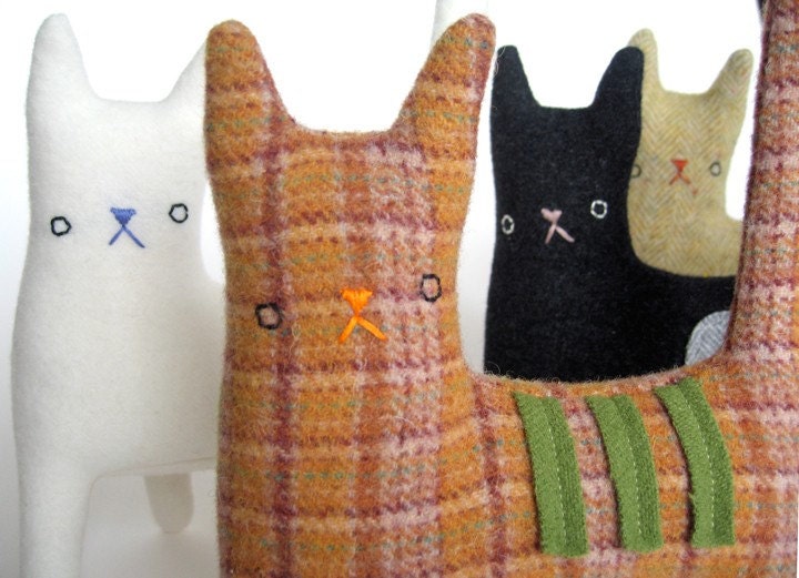 Kitty no.41 pumpkin orange and green plaid