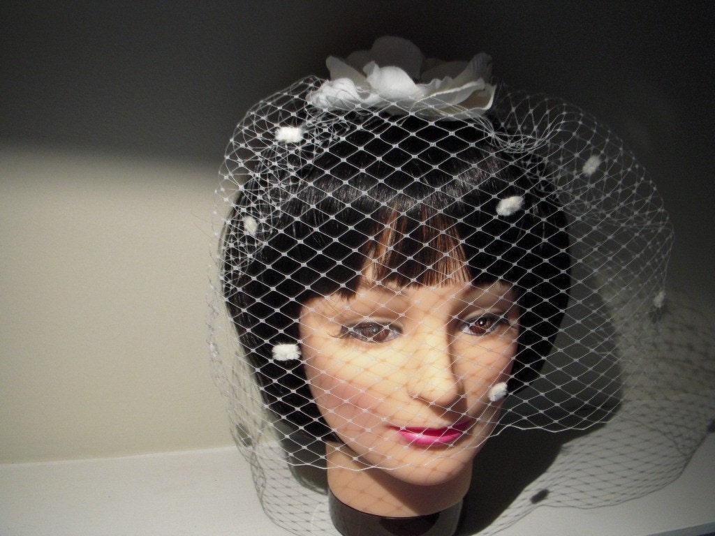 Bridal Birdcage Ivory Veil Flower Rhinestone Comb 