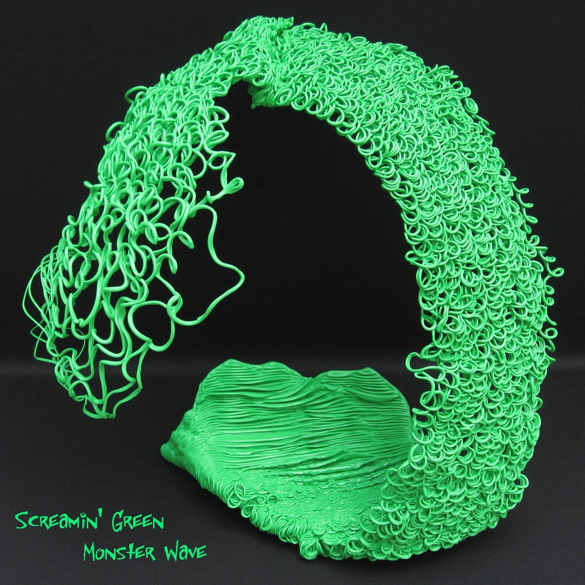 Screamin' Green Monster Wave - Modern Plastic Art Object / Sculpture