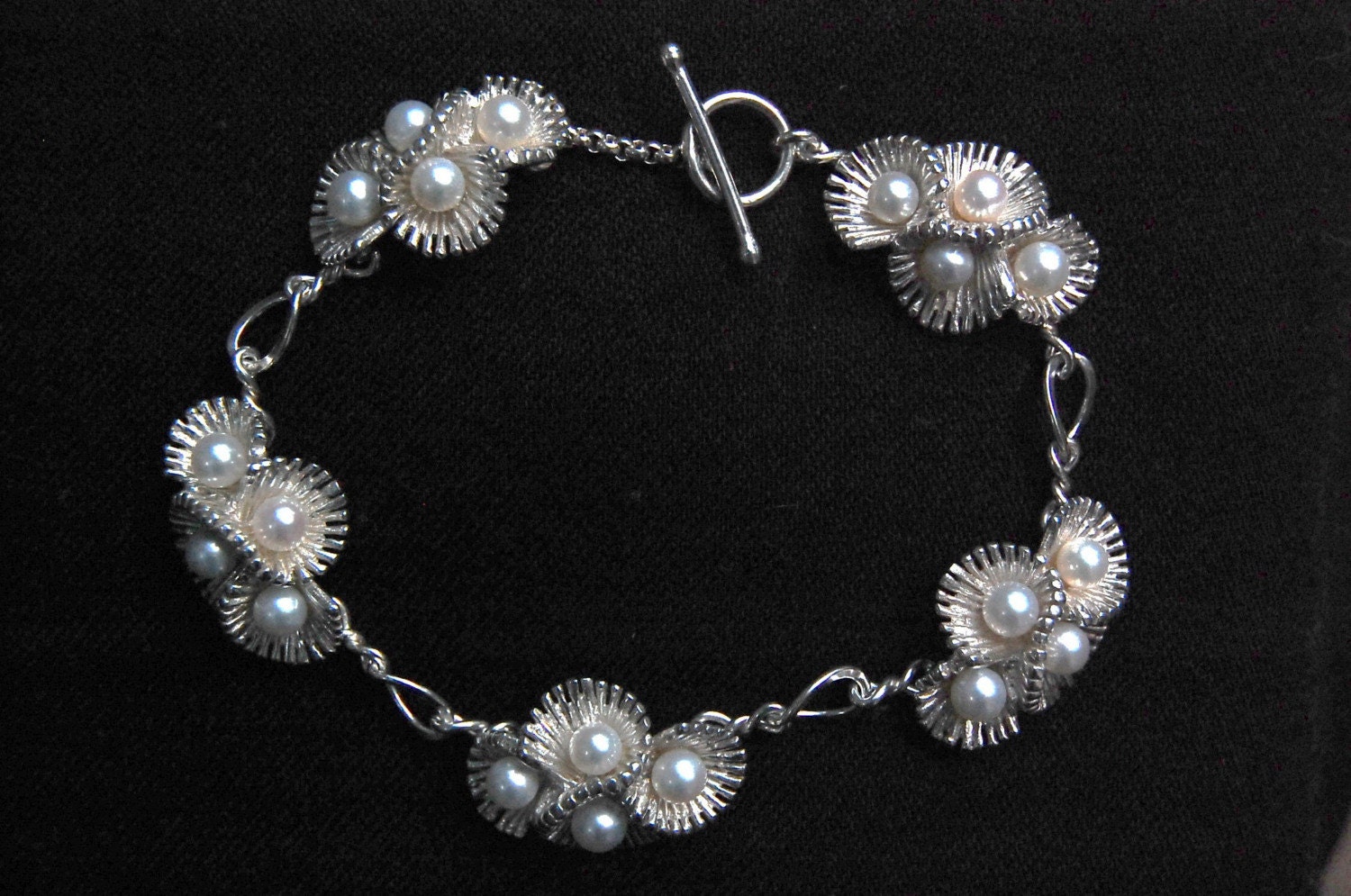 Flamenco Bracelet- White Pearl