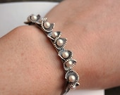 Flamenco Cuff- White Pearl
