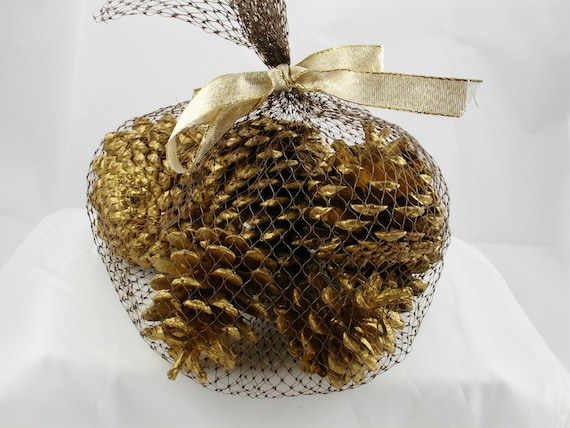 Christmas Golden Pinecone