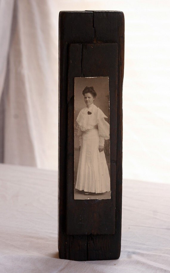 Victorian Desk Photo