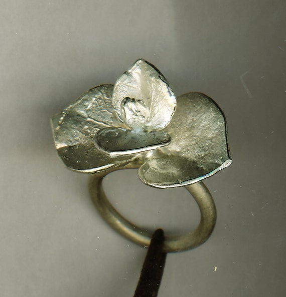 Ring, massively silver 925, petal