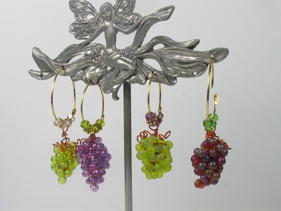 Grapes Wine Charm Kit