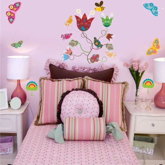 Award Winning Flowers, Birds, and Butterflies Theme and many extra samples included