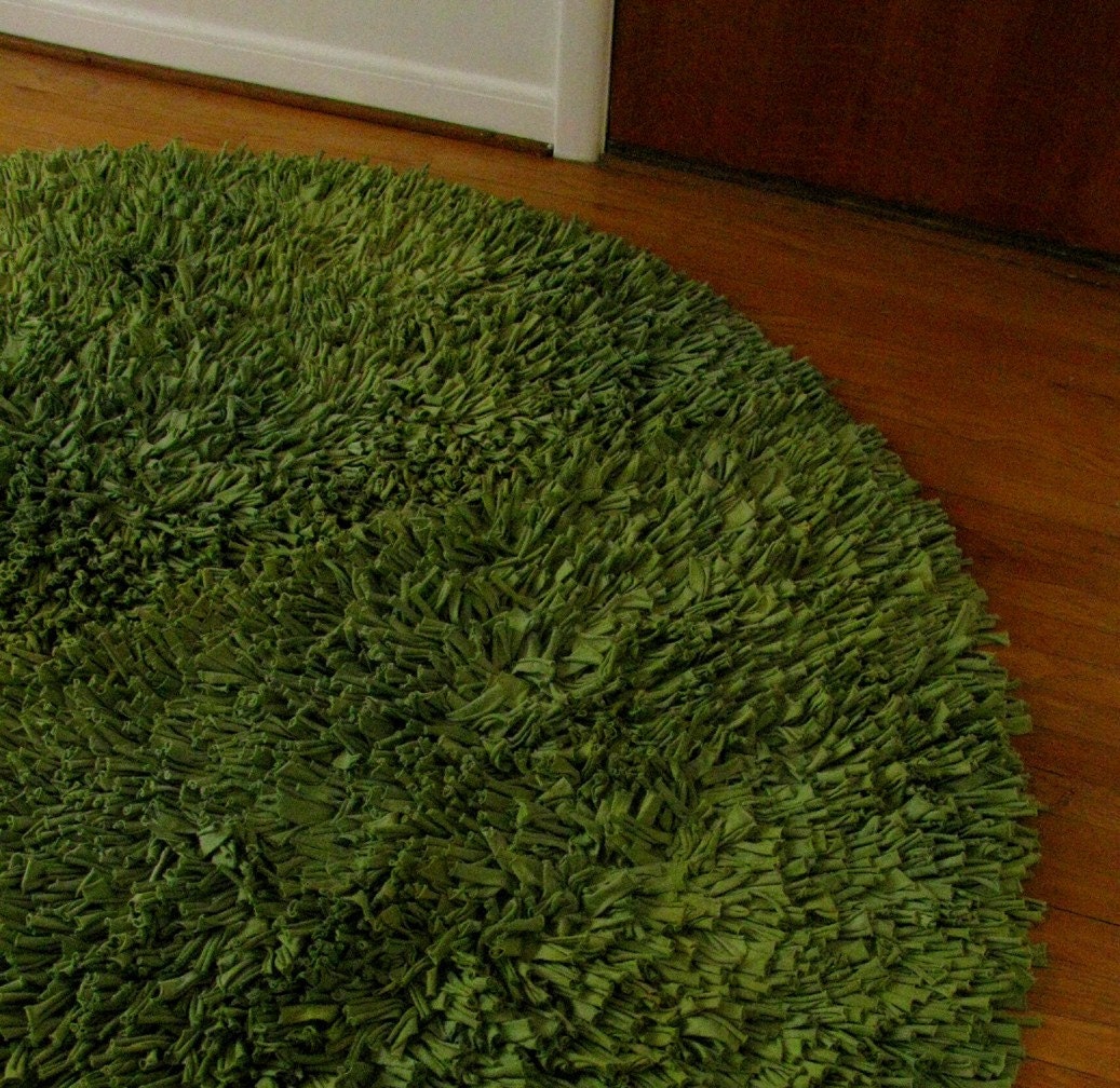 Recycled TShirt Rug in Avocado Green Round 8'
