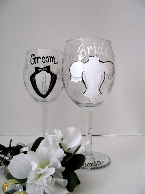 Hand Painted Personalized Wine Glasses Bridal Bride and Groom
