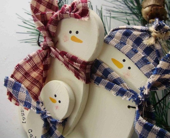 Snowman Family of 3- Mom, Dad, Older Child