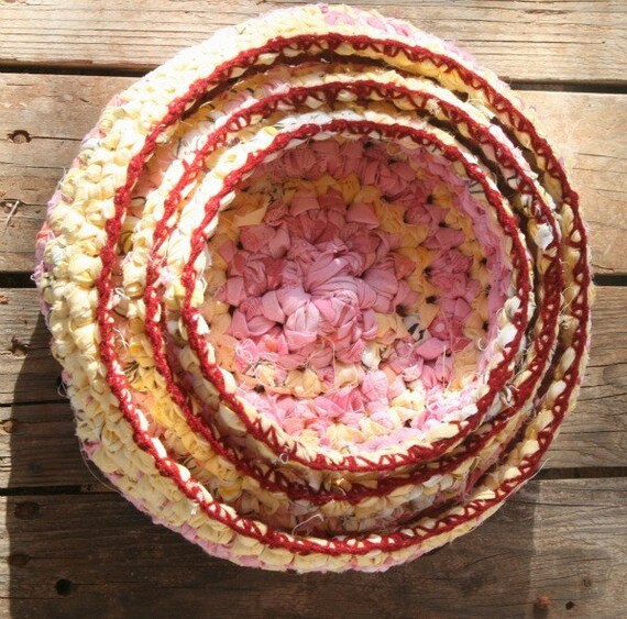 Crochet nesting bowls- Eco art Punch banana summer time set of 3 baskets