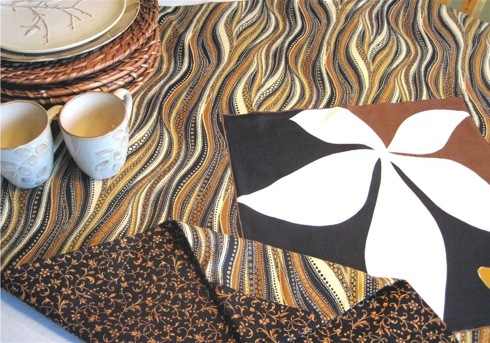 Vintage Vera tablecloth
