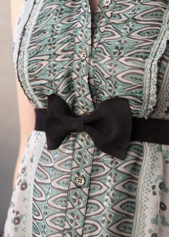 Navy Bow Belt