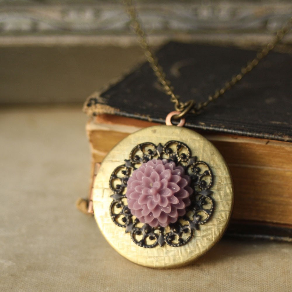 Vintage Locket. Lilac Purple Flower and Black Lace Filigree Locket Necklace