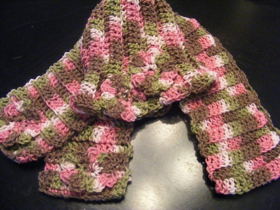 Adult  Hat & Scarf Set with Flowers