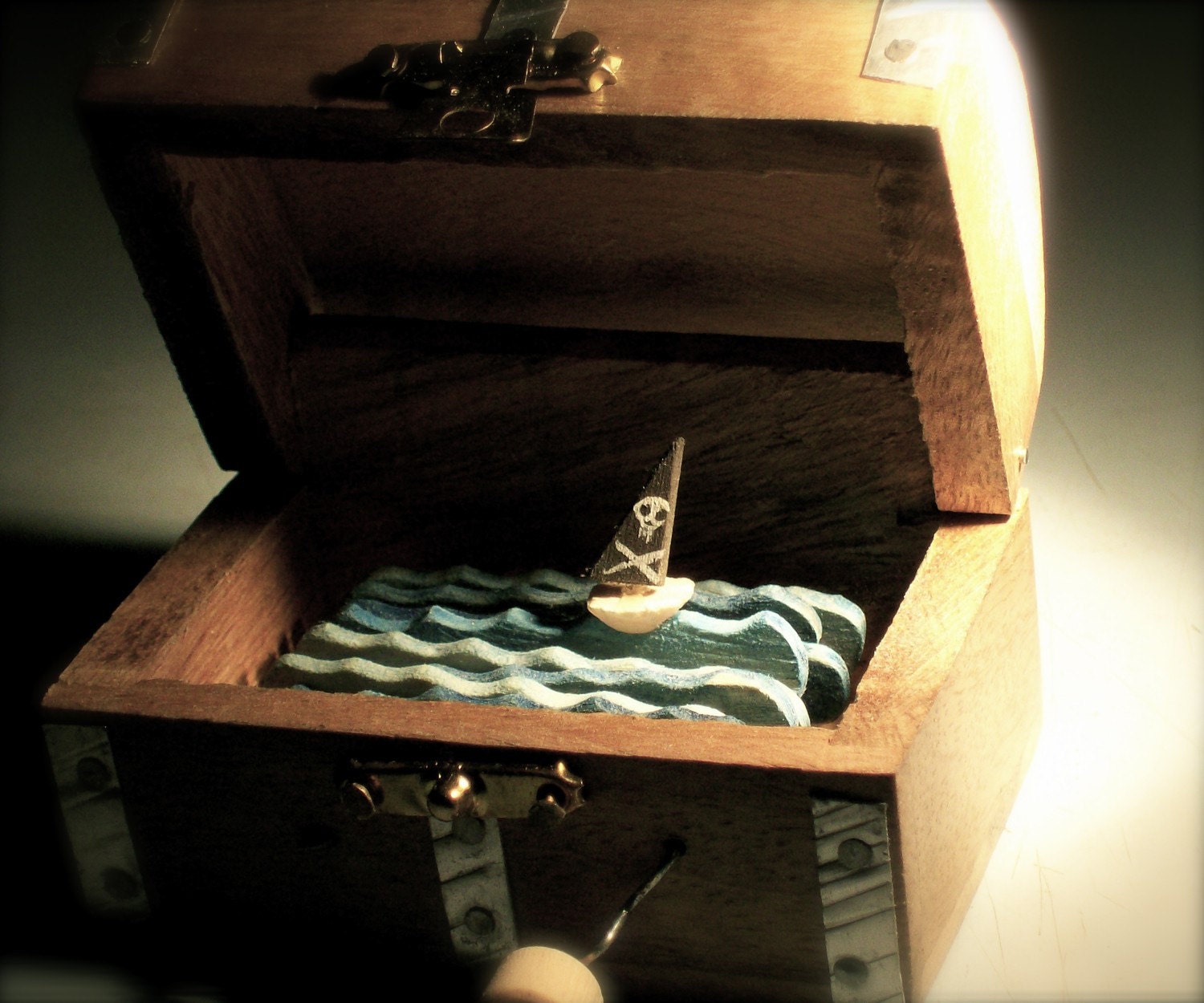 automaton pirate ship in treasure chest