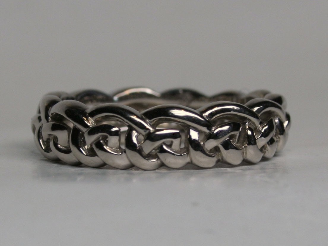 Celtic Knot Band in 18K White Palladium Gold Narrow Size 6, 4.5mm wide