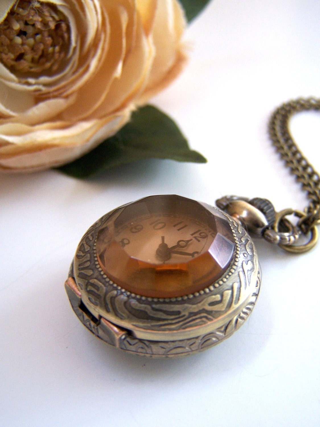 the tea glass pocket watch (necklace).