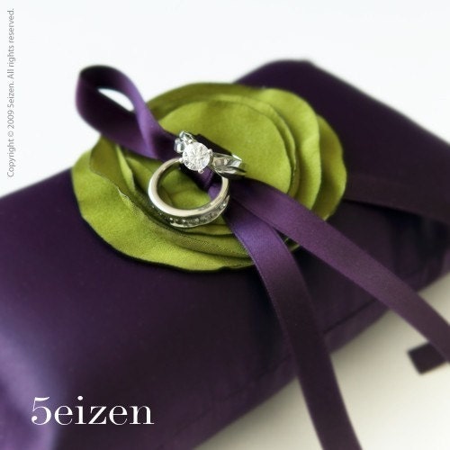 Lili Series Olive green bloom and Royal Purple Ring Wedding Ring Pillow