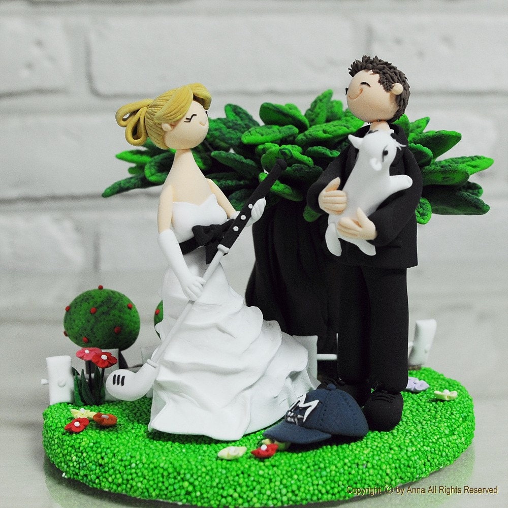 Golf theme outdoor wedding cake topper, Gift, Decoration - Having a good time with their cat