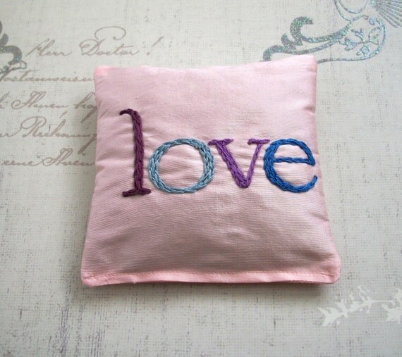Sachet filled with Lavender and Hand Embroidered by Dolce Dreams