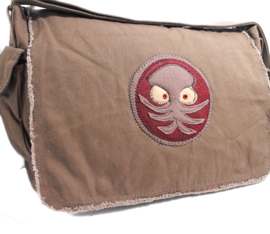 Chocolate Cthulhu - Messenger Bag - Large Cross Body Style for School, Travel, Book, Laptop