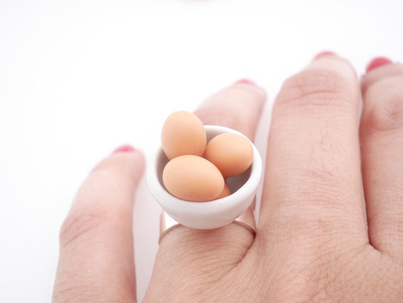 Miniature Ring With Eggs