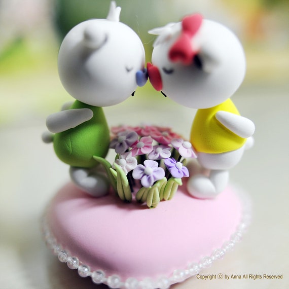 Cute kissing bear couple wedding cake topper gift Decoration with flower basket