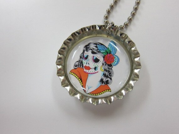 Bottlecap Necklace - Sugar Skull - Day of the Dead - Senorita