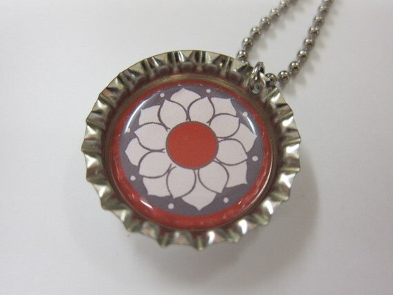 Bottlecap Necklace - Romantic Mandala