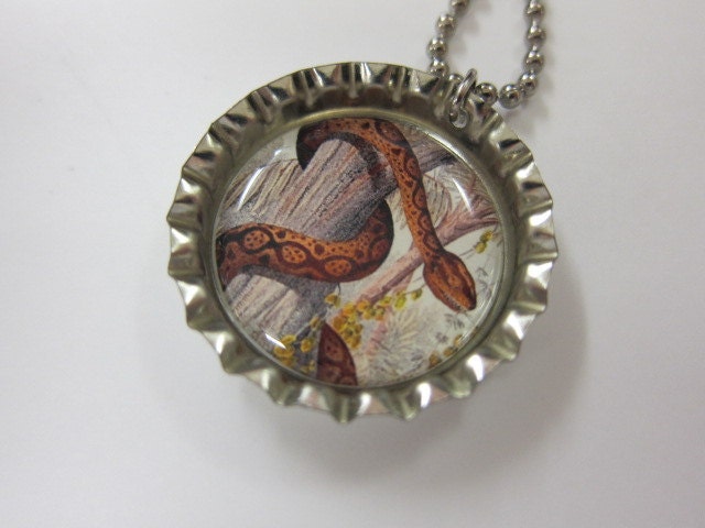 Bottlecap Necklace - Snake in a Tree