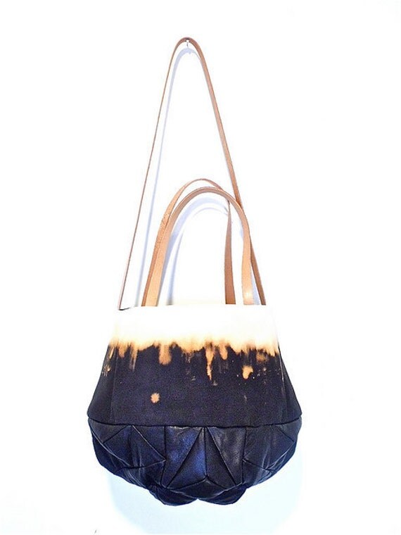 BLACK MOLD dark crystal tote