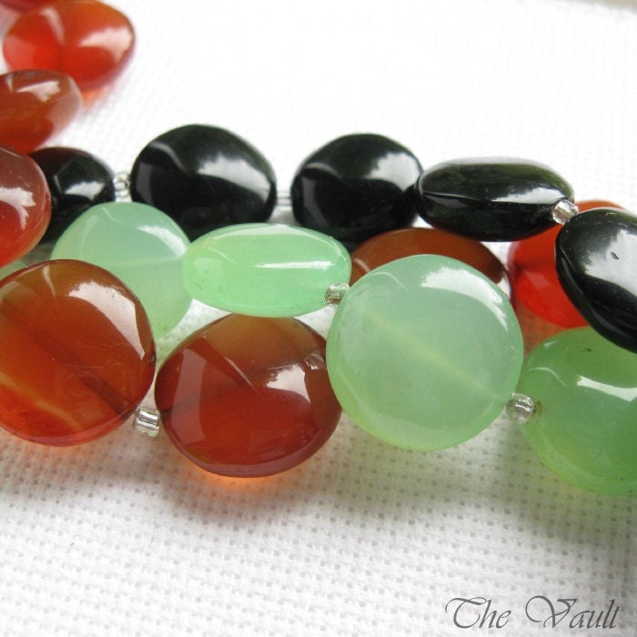 Assorted Chalcedony 15-18mm coin - (destash)