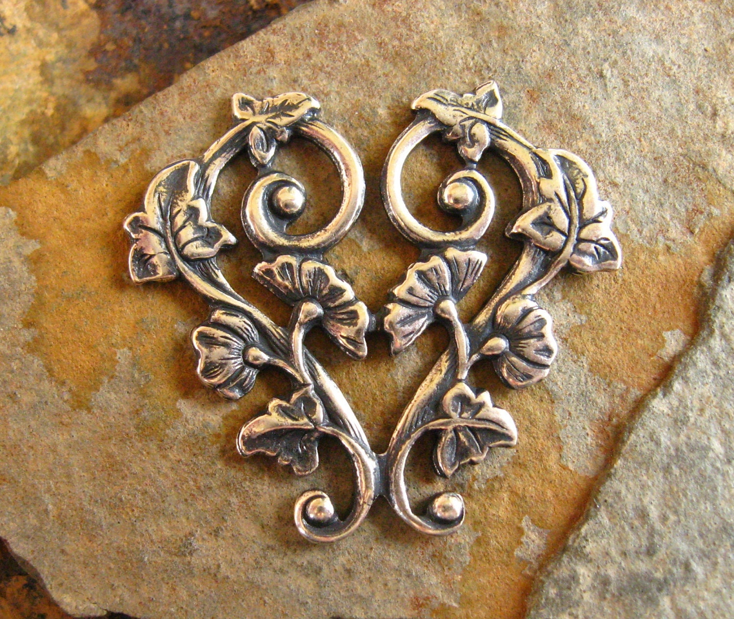 1 Trinity Brass Antique Silver Morning Glory Heart Pendant 30mm x 28mm -  LOW SHIPPING