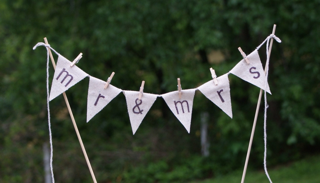 Mr & Mrs Wedding cake banner pennant bunting style topper, rustic, whimsical, shabby chic, vintage style, cottage, beach, coastal, southern