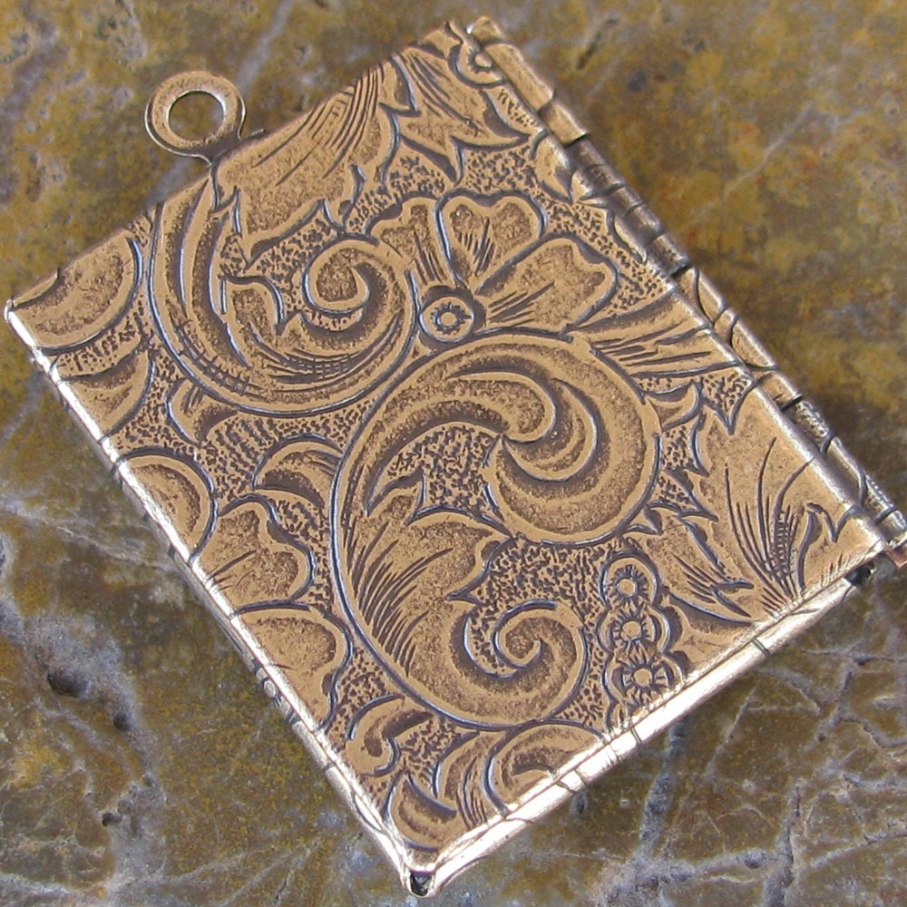 1 Antiqued Brass Etched Book Locket 763