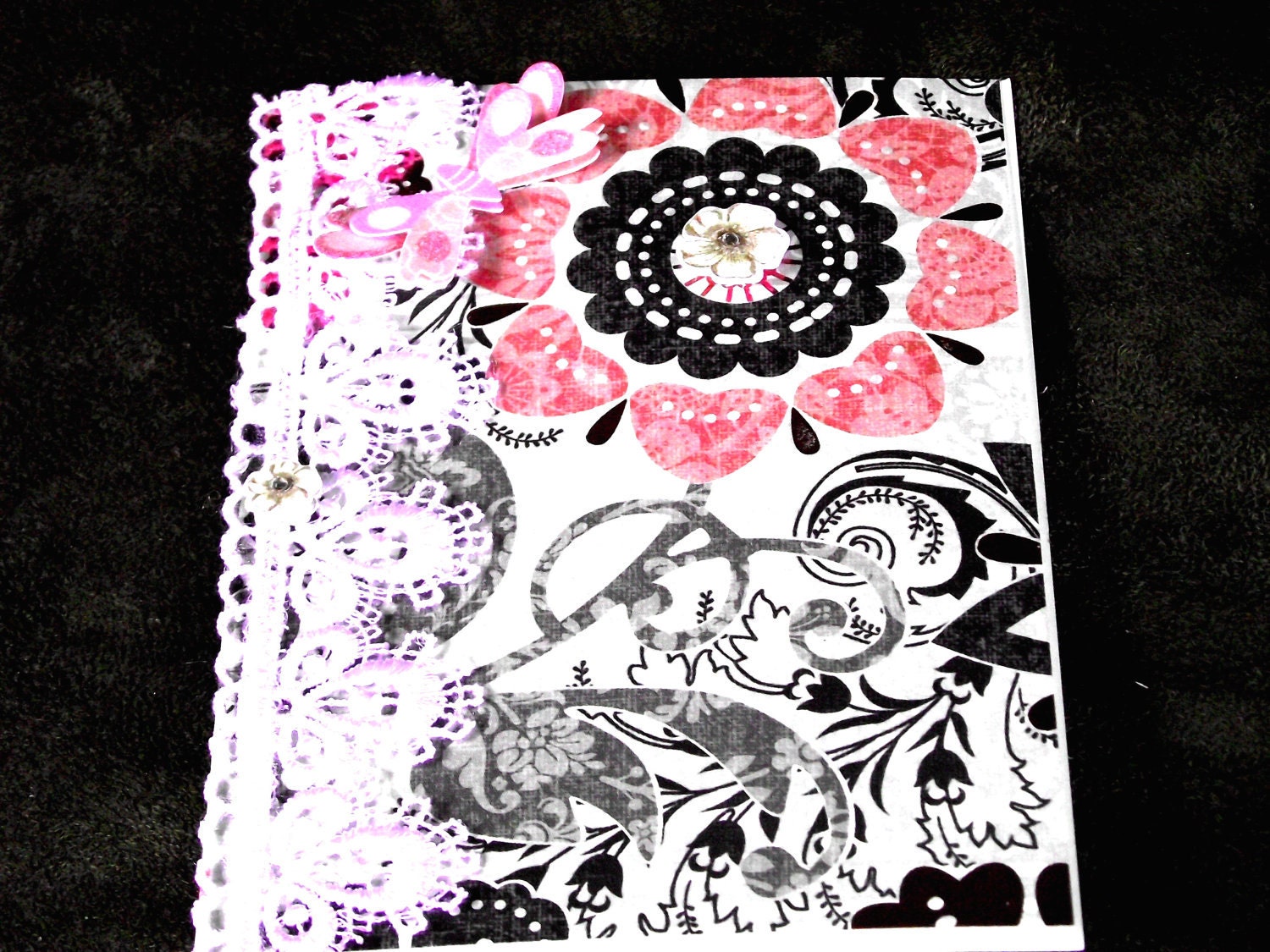 A   Card   With   Lace   And    Three   Dimentional   Butterfly