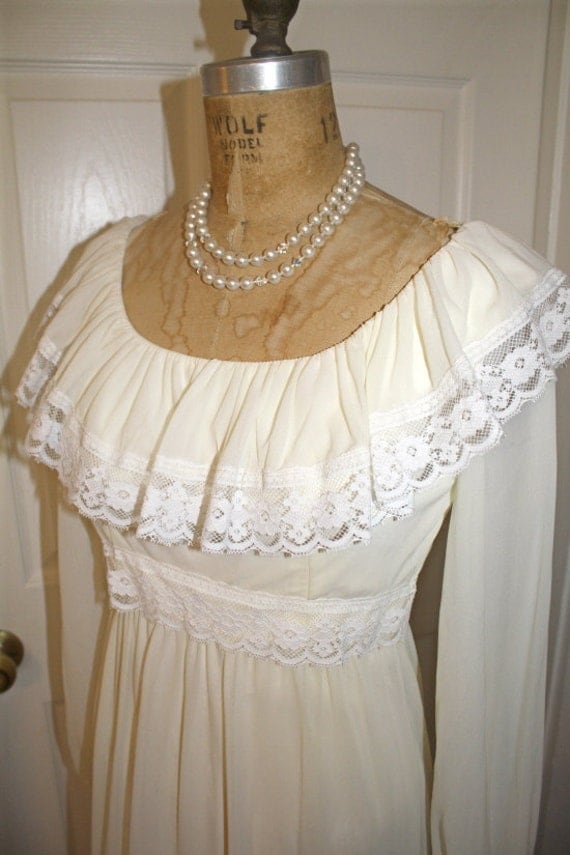 Vintage 70s Creamand White HippieBoho BridalWedding Dress