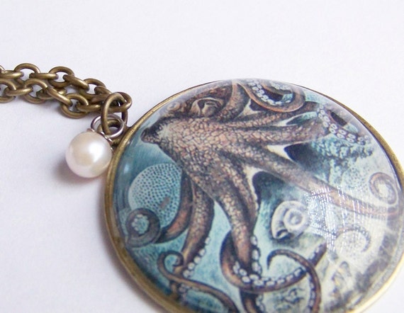 Kraken Underwater Necklace