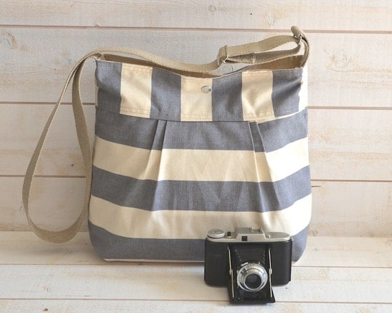 Large bag with white and gray stripes