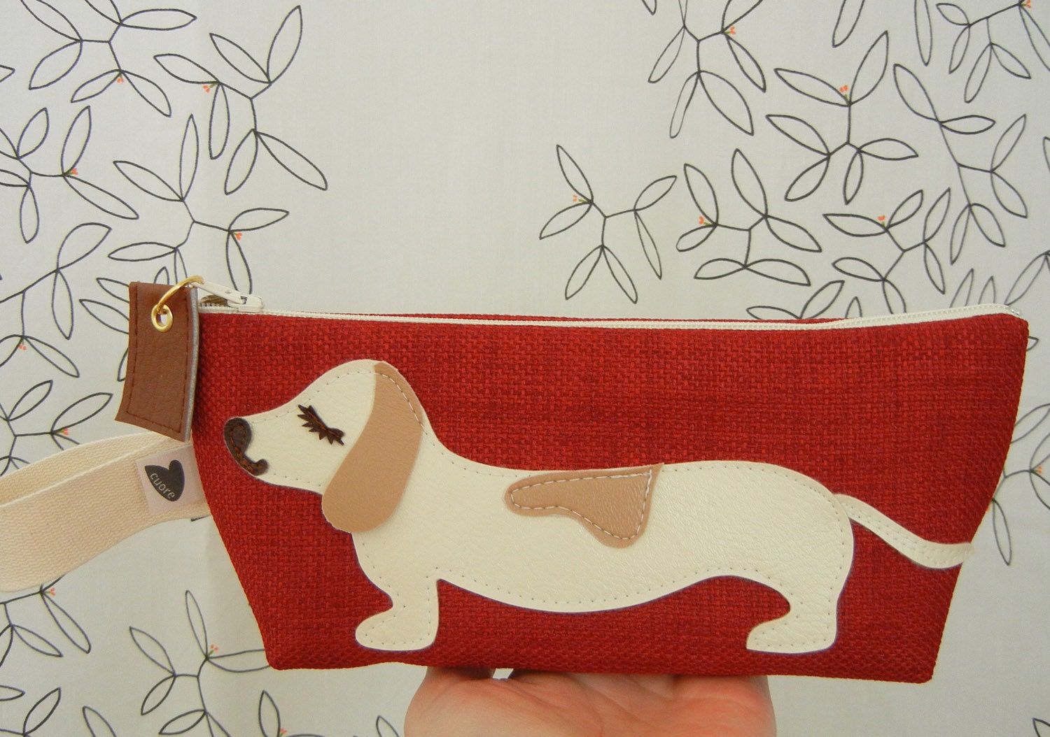 Yang the Dachshund Dog Vintage Red Tweed Cosmetic Carry all Case Zipper Pouch with Vinyl Applique