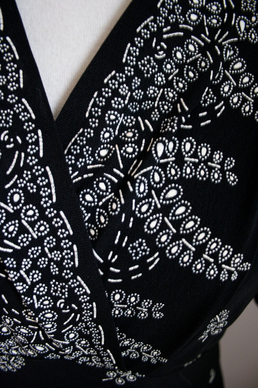 Vintage 1940s Dress Black & White Fern Print