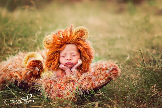 Baby's First Halloween Costume - Lion Photo Props Blanket