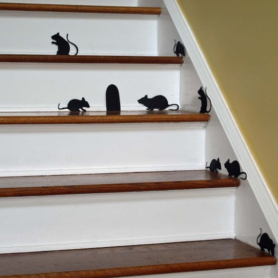 Halloween decoration: Creepy Mice Silhouettes