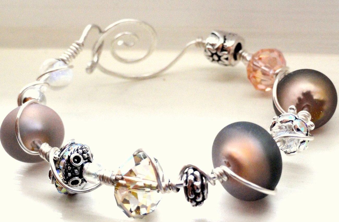 Cafe au lait Gold Peach and Pink Lampwork Bead Bracelet