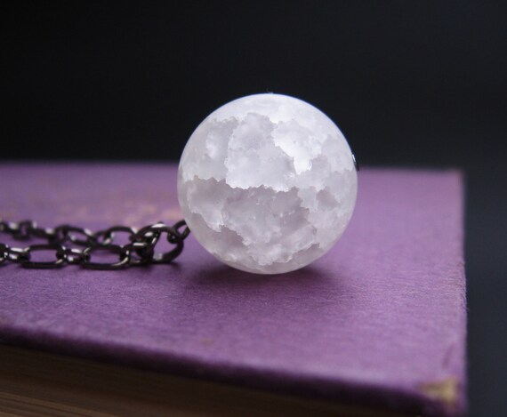Snowstorm - Frosted White Crackle Quartz with Gunmetal Chain - NECKLACE