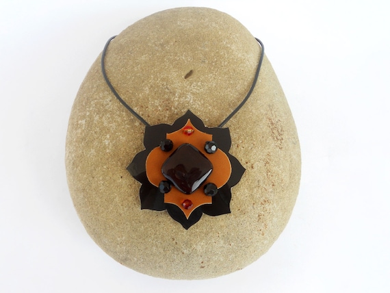 Moroccan Motif Leather Necklace with Single Stone Bead