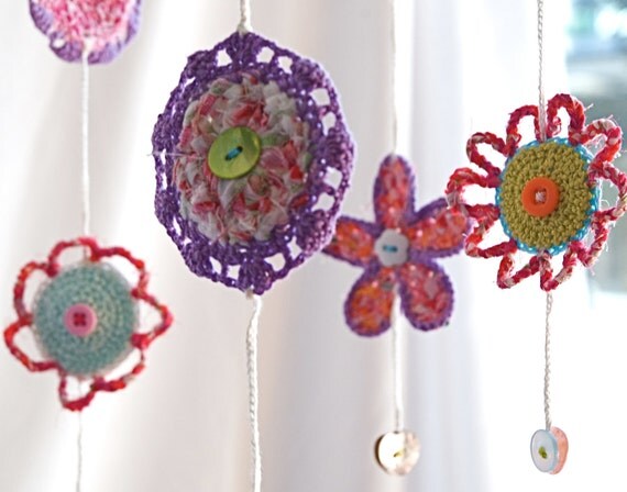Bibi - Crocheted Flower Mobile