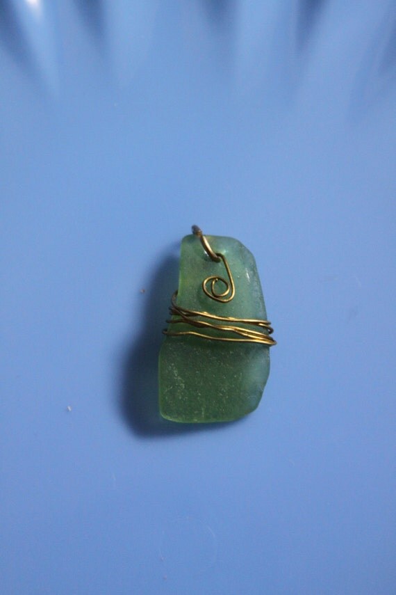 All Wrapped Up Green Sea Glass Pendant