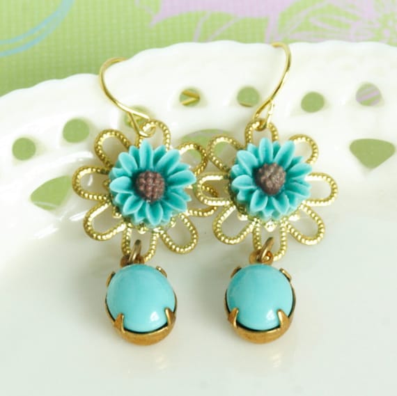 Turquoise Flower Earrings Cute Daises With Vintage Jewels