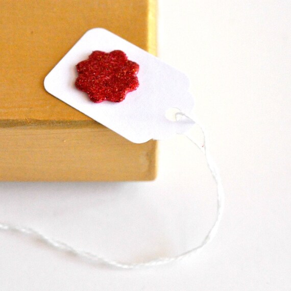 12 Red Glitter Sunburst Mini Tags Threaded White